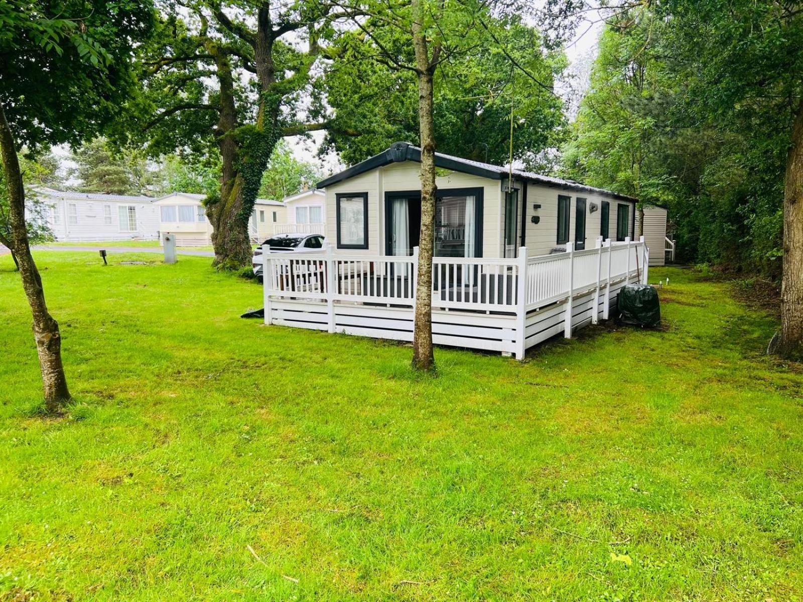 Marigold Lodge 8 At Oakdene Forest Park Saint Leonards Dış mekan fotoğraf